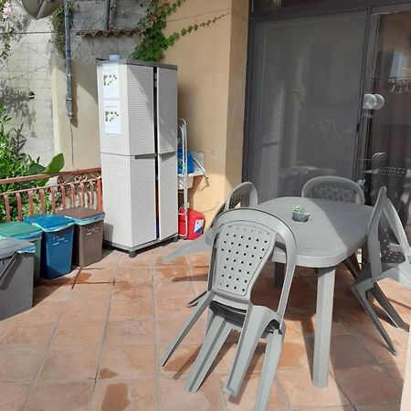 Elegance Apartment Taormina Letojanni Esterno foto